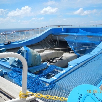 Surfing Flowrider Water Ride Extreme Sport Fun 21.7m * 13.4m For Aqua Park