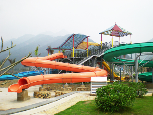 Outside Vison Huge Water Slides Custom Length And Platform Height HT-44