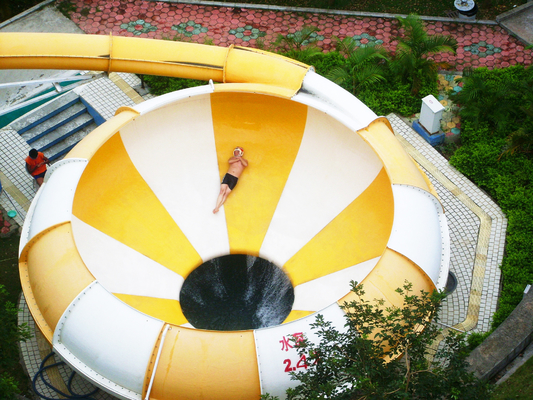 Commercial Fiberglass Cloth Outdoor Water Slides Plastic Slide 20*17m Floor Space