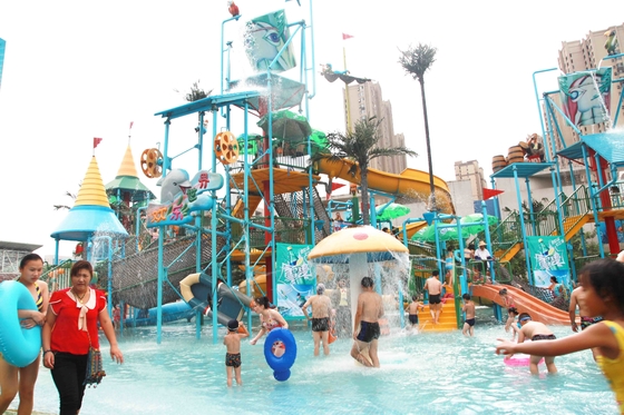 Commercial Medium Water House Aqua Playground Platform With Water Slide for Water House