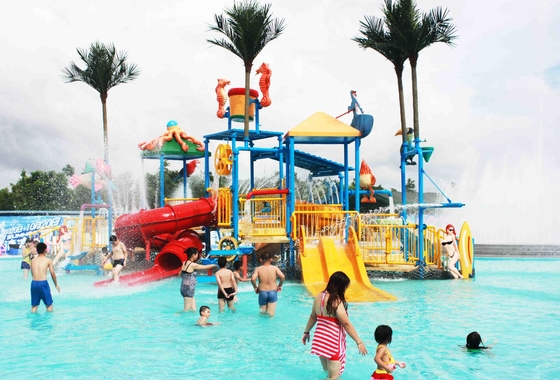 Interactive Fiberglass  Water House / Slide Toddler Playground Equipment  for Water Park 150 Riders / Time
