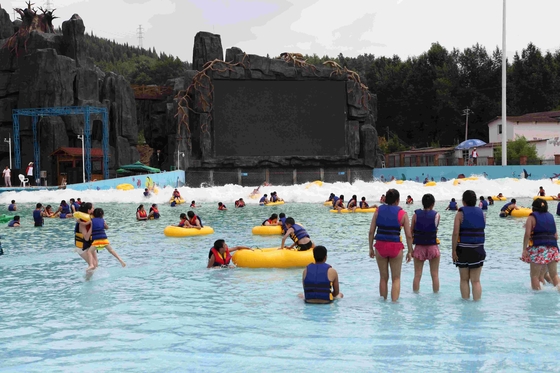 Fashional Fiberglass Water Parks With Wave Pools Popular Cool / Water Slide