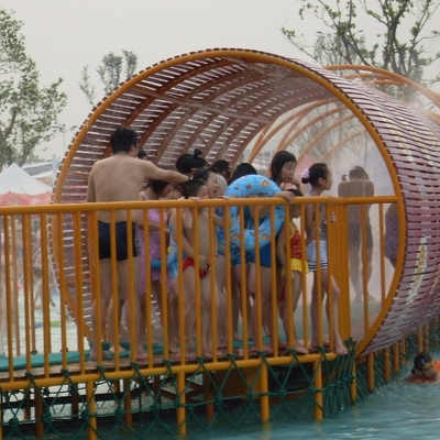 PVC Spray Park Structures Playground Equipment With 0.3~0.6m Water Depth