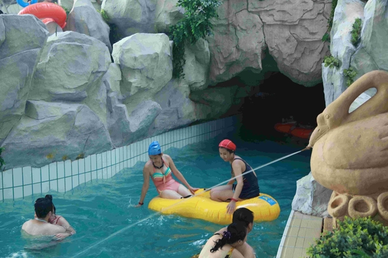 Large Lazy River Equipment / Aqua Play Park Galvanized Carbon Steel Supporting