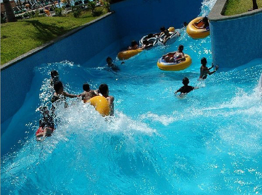 Different Length Water Park Lazy River Equipment Pump Power Commercial Use
