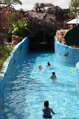 Customized Large Water Park Lazy River Water Park Amusement / Fiberglass Slides